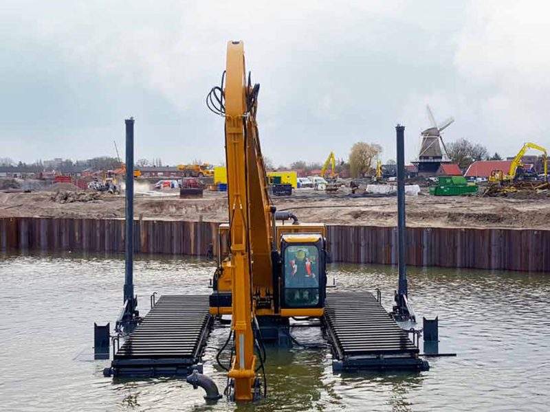 ЭКСКАВАТОР С ПОГРУЖНЫМ НАСОСОМ КАК ЗЕМСНАРЯД от Dutch Dredgers B.V.