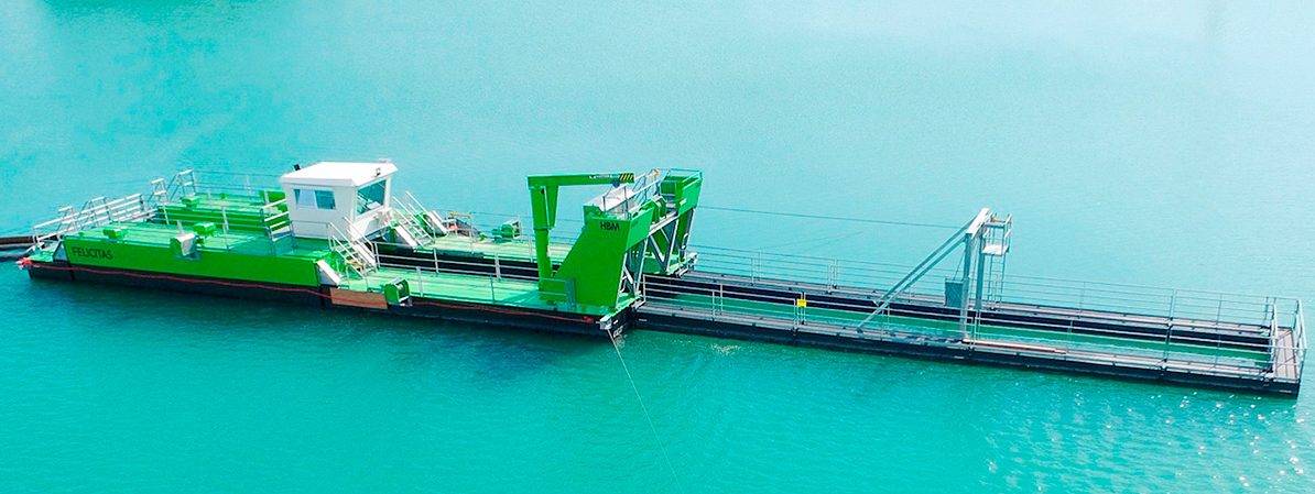 Dutch Dredgers B.V.- это голландская проектно-конструкторская компания и поставщик, специализирующийся на изготовлении земснарядов и дноуглубительного оборудования по заказам со всего мира, поставляет своим клиентам готовые к использованию проекты со сдачей «под ключ». Dutch Dredgers B.V.- это голландская проектно-конструкторская компания и поставщик, специализирующийся на изготовлении земснарядов и дноуглубительного оборудования по заказам со всего мира, поставляет своим клиентам готовые к использованию проекты со сдачей «под ключ».